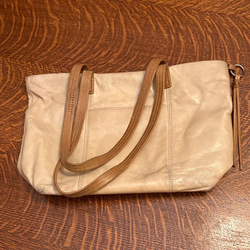 HOBO Cream and Tan Leather Shoulder Bag